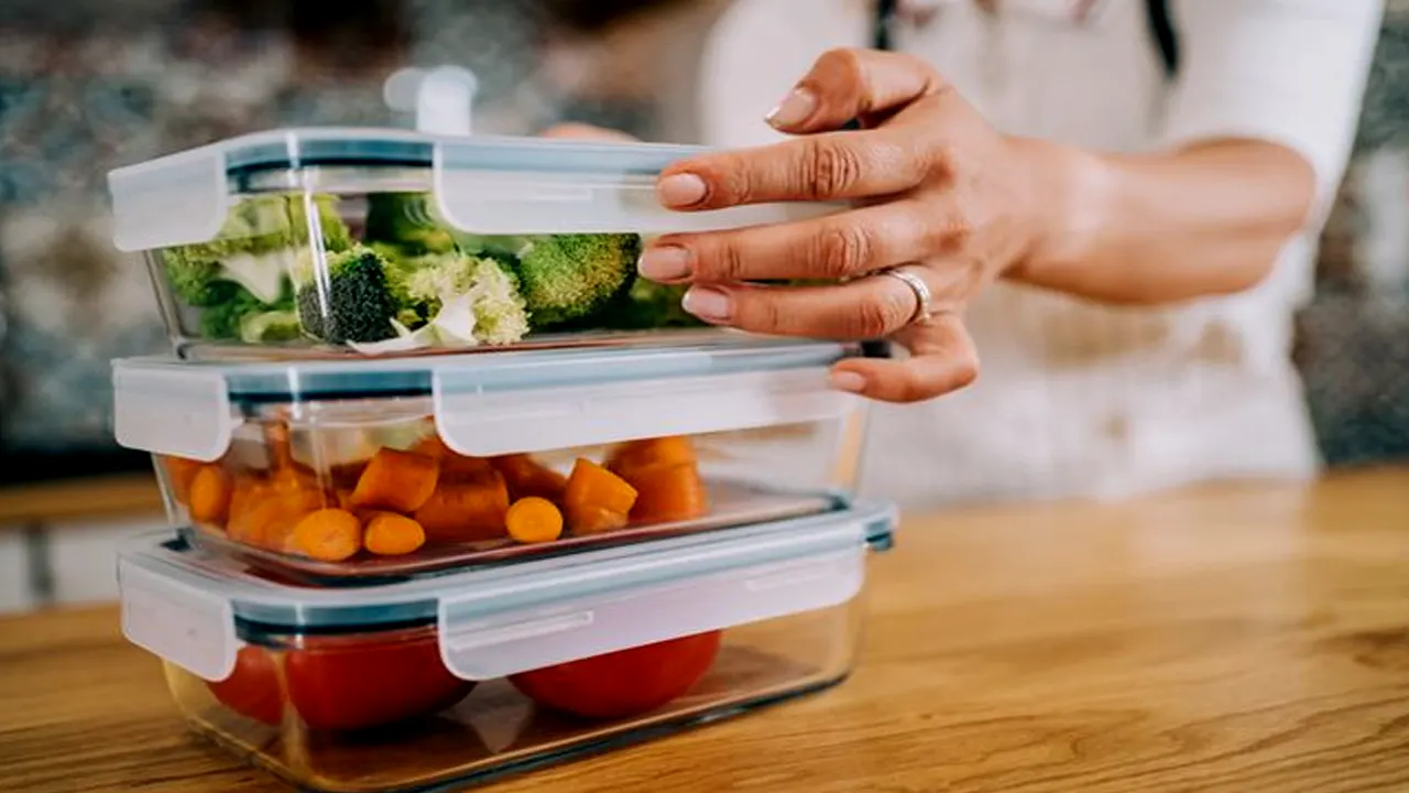 14 Makanan yang Penuh dengan Mikroplastik